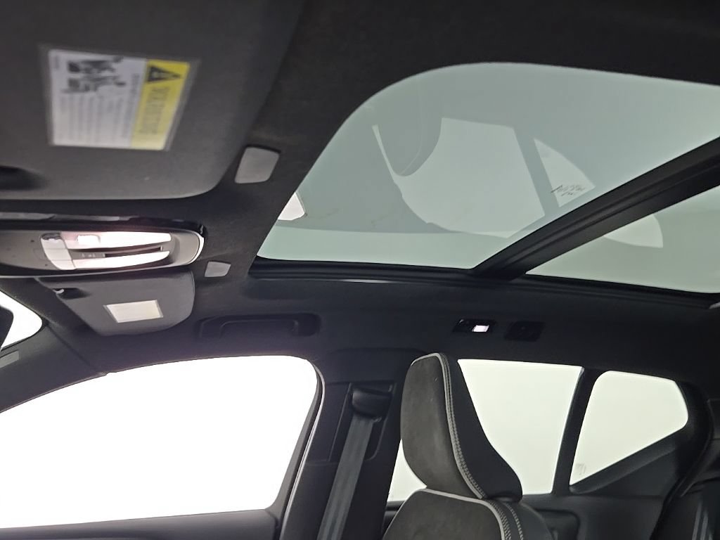 Certified 2023 Volvo XC40 Recharge Plus AWD/4WD image 24