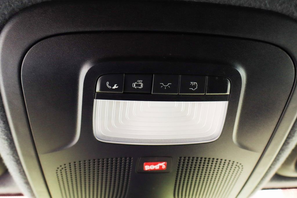 Used 2021 Mercedes-Benz Sprinter 1500 image 26