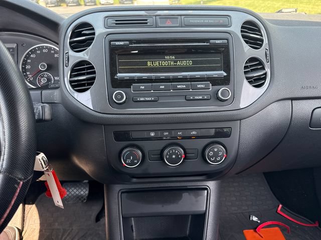 Used 2013 Volkswagen Tiguan S AWD/4WD image 26