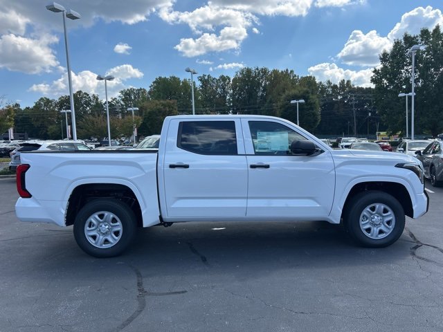 New 2026 Toyota Tundra SR image 4