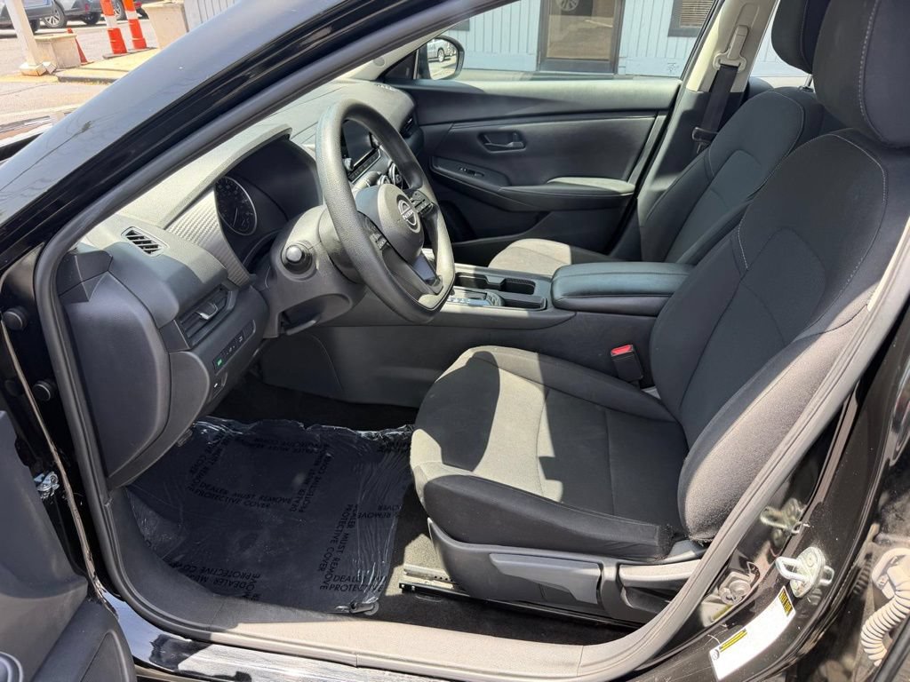 Used 2024 Nissan Sentra S FWD image 11