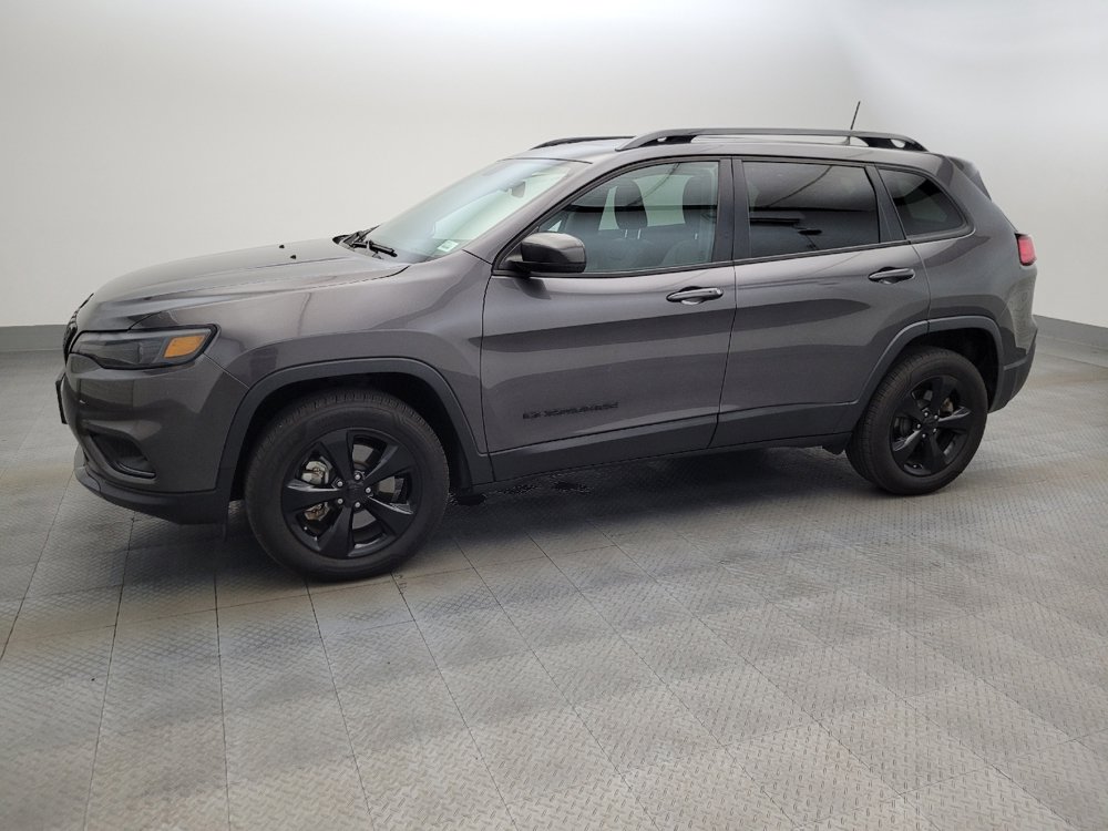 Used 2019 Jeep Cherokee Latitude Plus AWD/4WD image 2