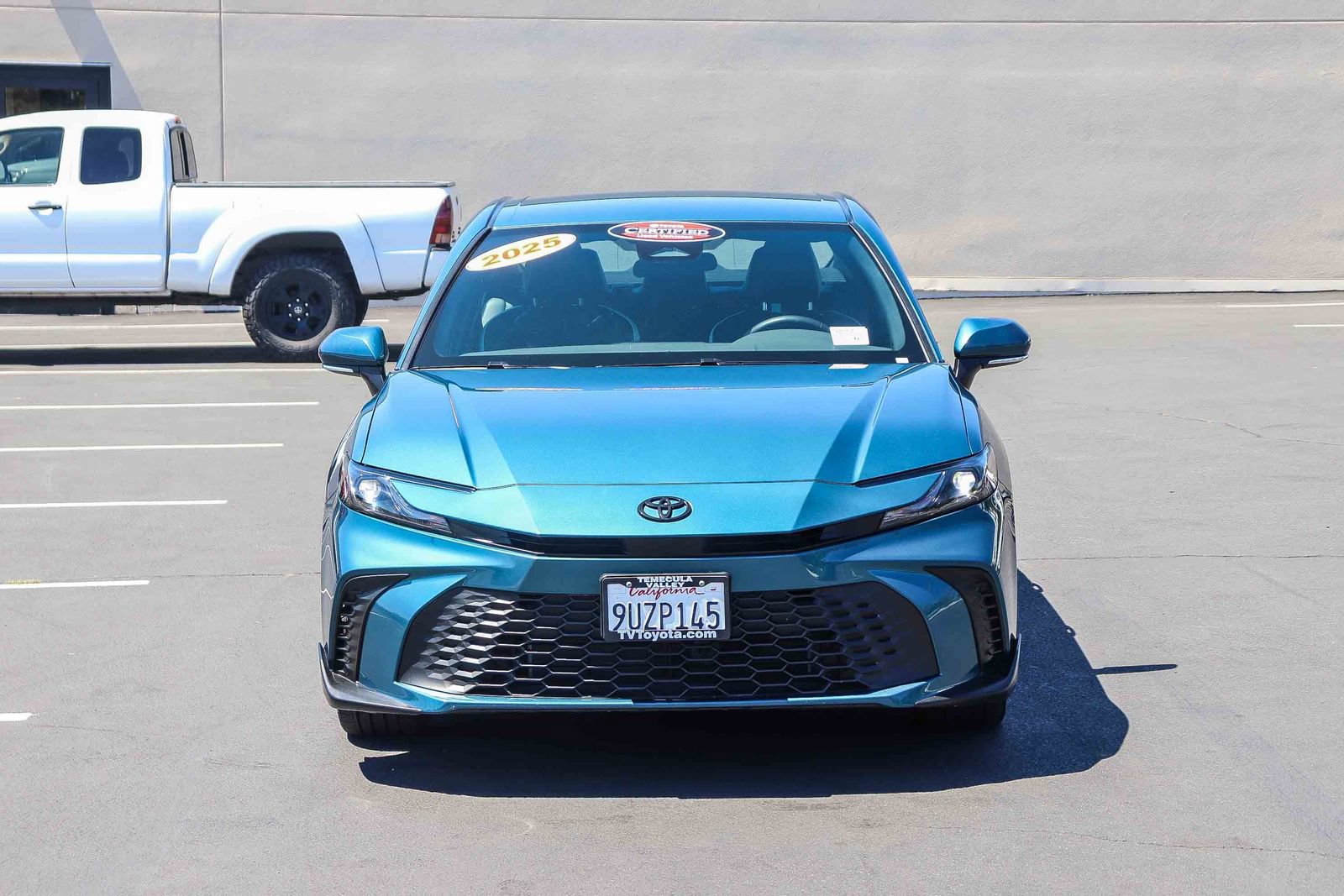 Certified 2025 Toyota Camry SE FWD image 2