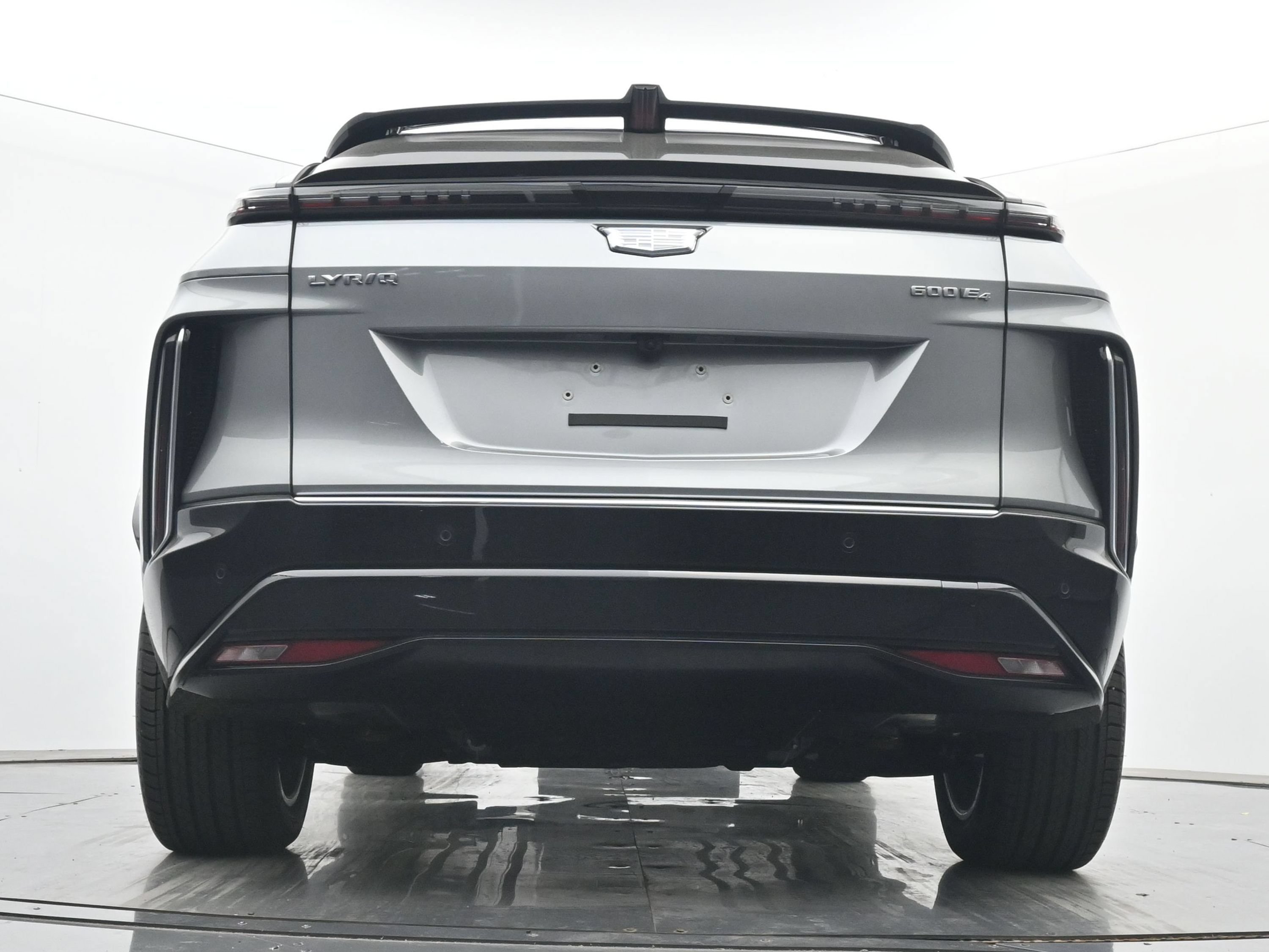 New 2026 Cadillac Lyriq Luxury AWD/4WD image 18