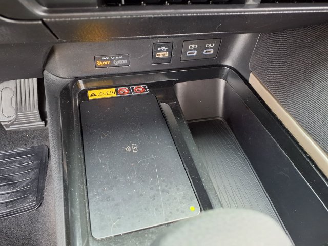 Used 2025 Toyota Camry LE FWD image 29