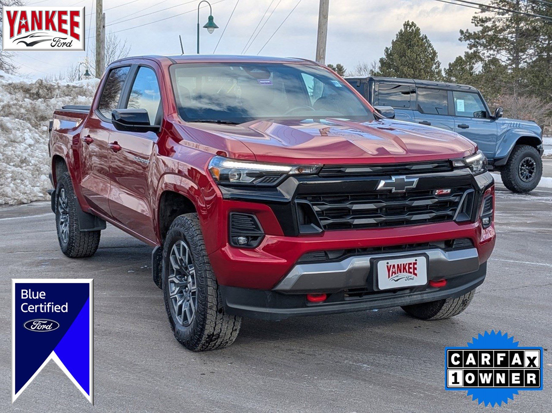 Used 2024 Chevrolet Colorado Z71 w/ Z71 Convenience Package 2
