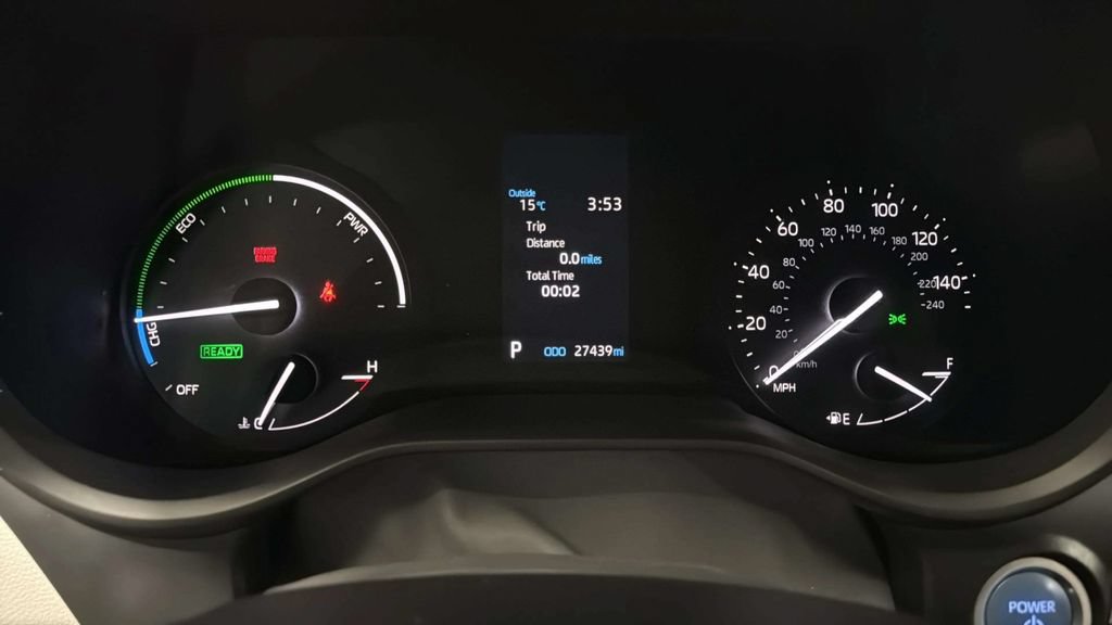 Used 2024 Toyota Sienna LE FWD image 11