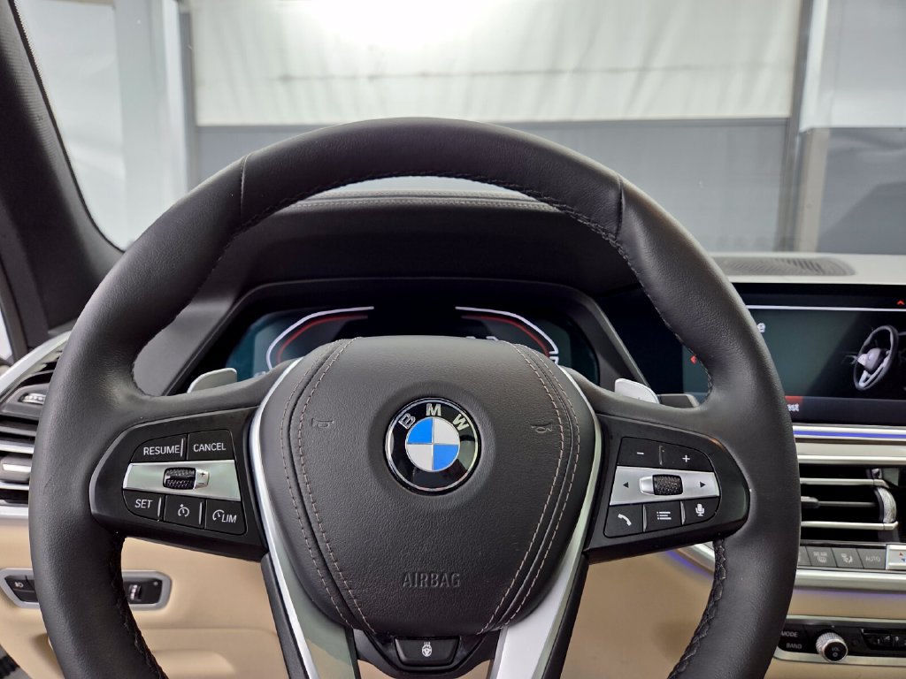 Used 2021 BMW X5 sDrive40i w/ Premium Package RWD image 27