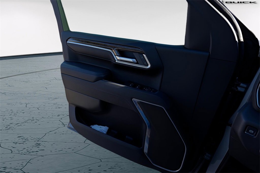 New 2025 GMC Sierra 1500 Elevation image 18