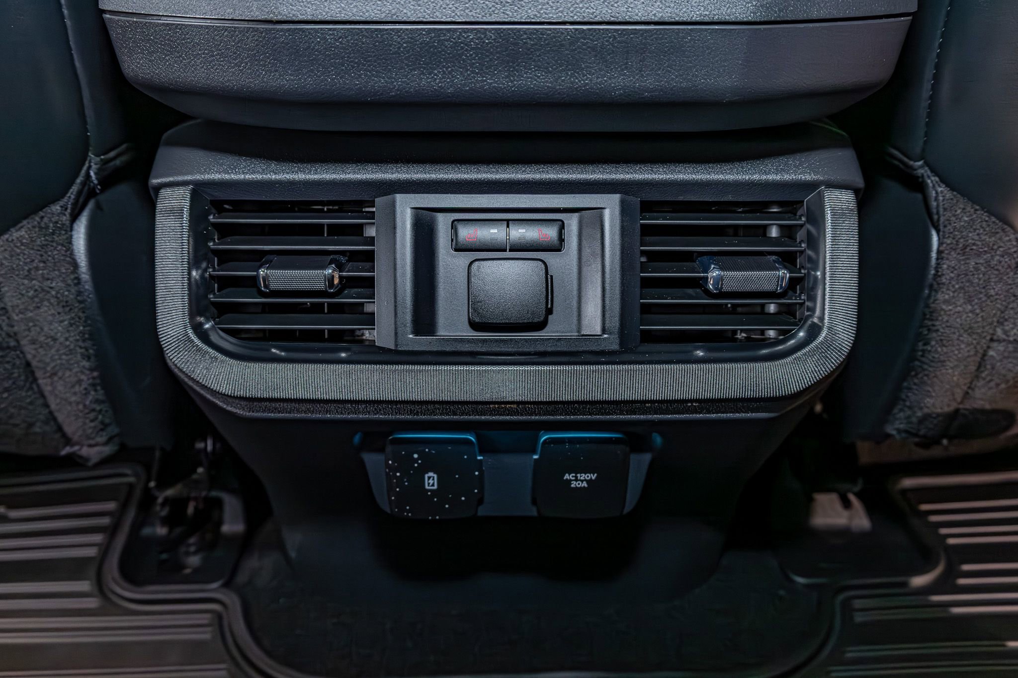 Used 2024 Ford F150 Platinum w/ Equipment Group 702A High AWD/4WD image 24