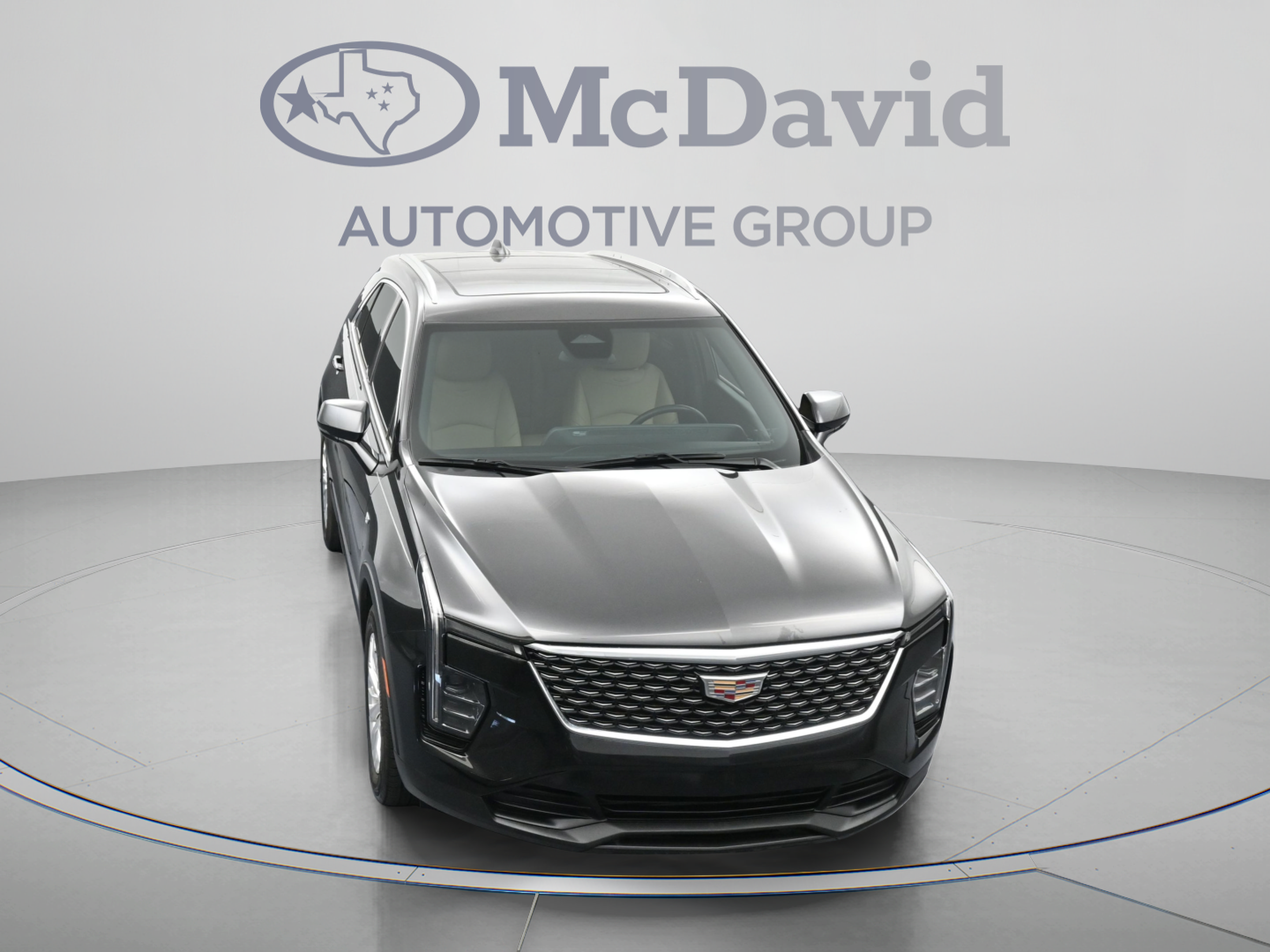 Used 2024 Cadillac XT4 Luxury w/ Cold Weather Package FWD image 34