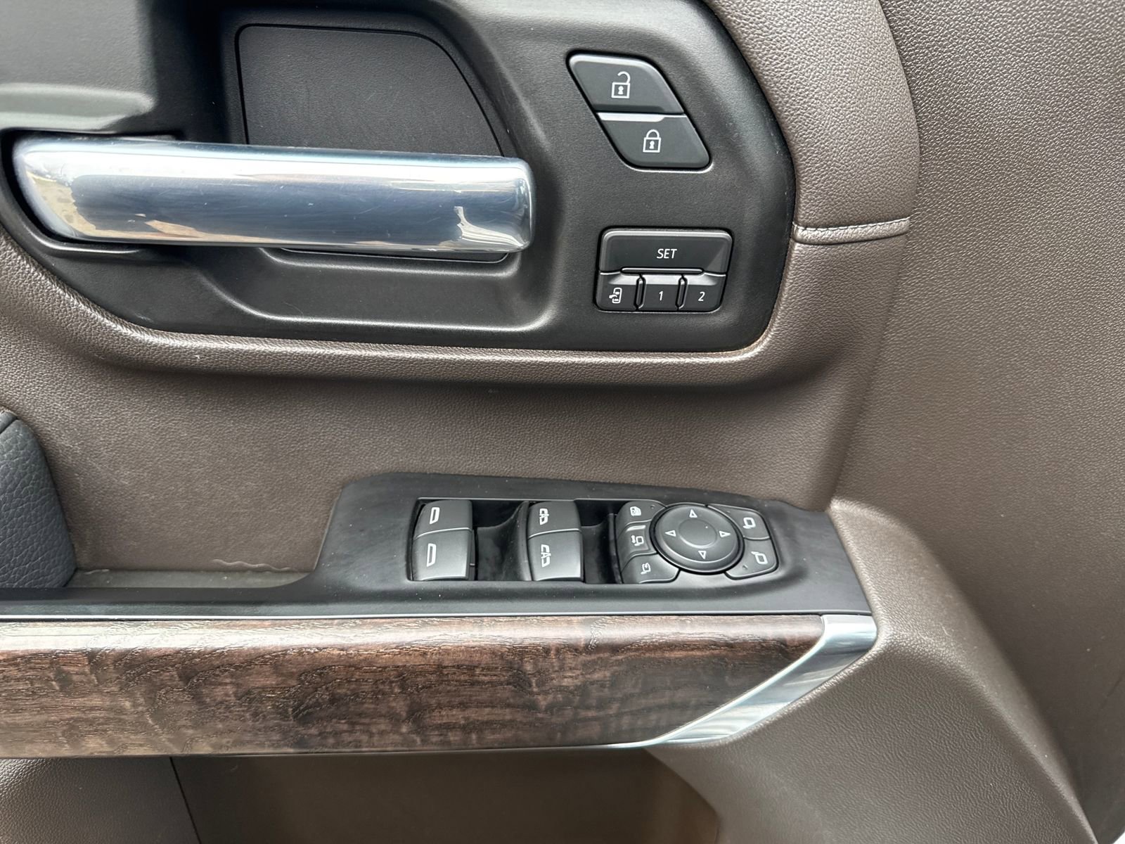 Used 2020 GMC Sierra 2500 Denali w/ Denali Ultimate Package image 11