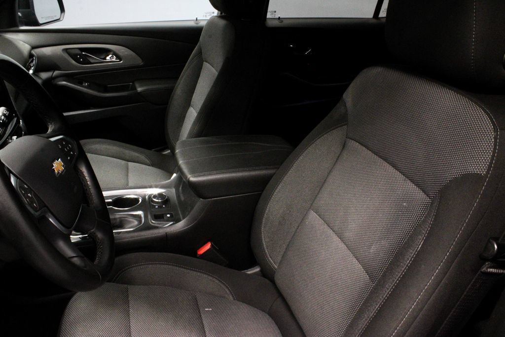 Used 2023 Chevrolet Traverse LT AWD/4WD image 24