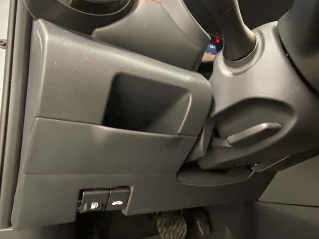 Used 2024 Nissan Kicks SR image 21