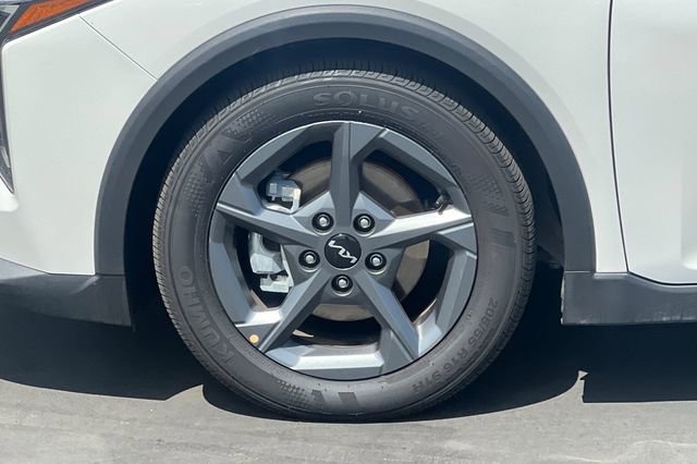 Used 2025 Kia K4 image 34