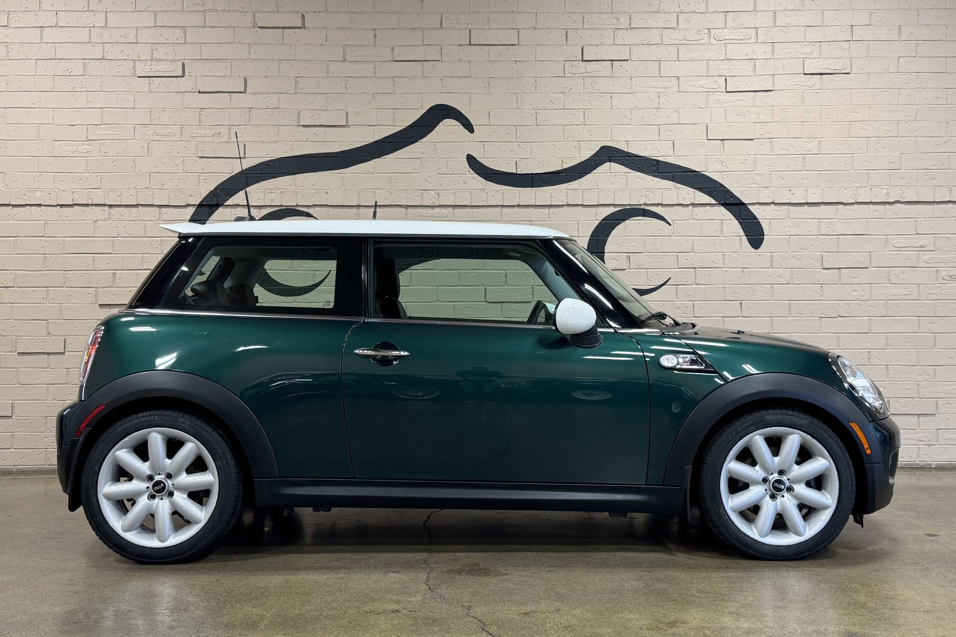 Used 2008 MINI Cooper S image 2