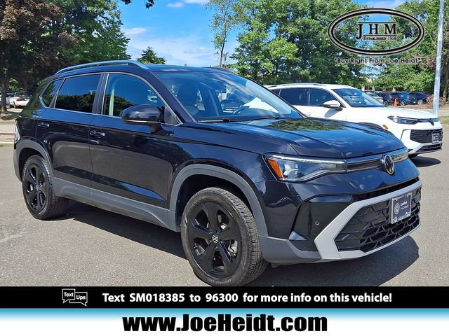 Certified 2025 Volkswagen Taos SEL AWD/4WD image 1