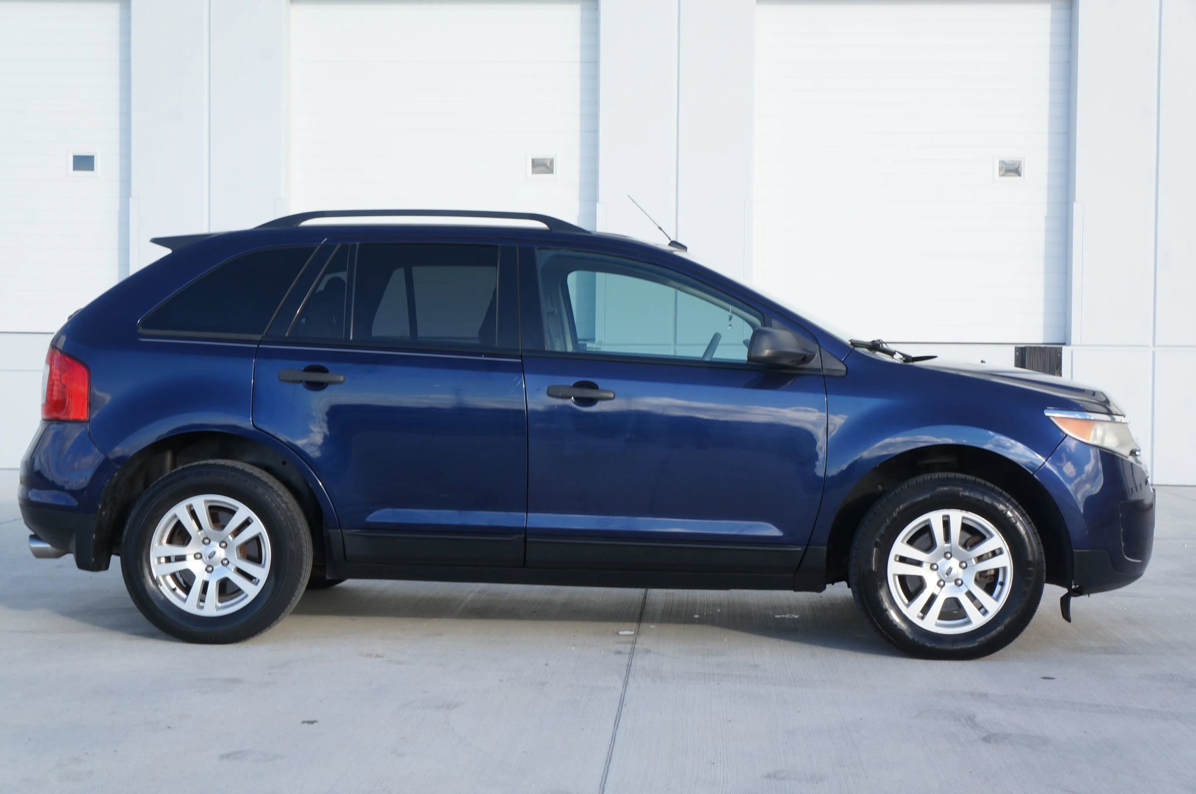 Used 2011 Ford Edge SE w/ 101A Rapid Spec Order Code image 16