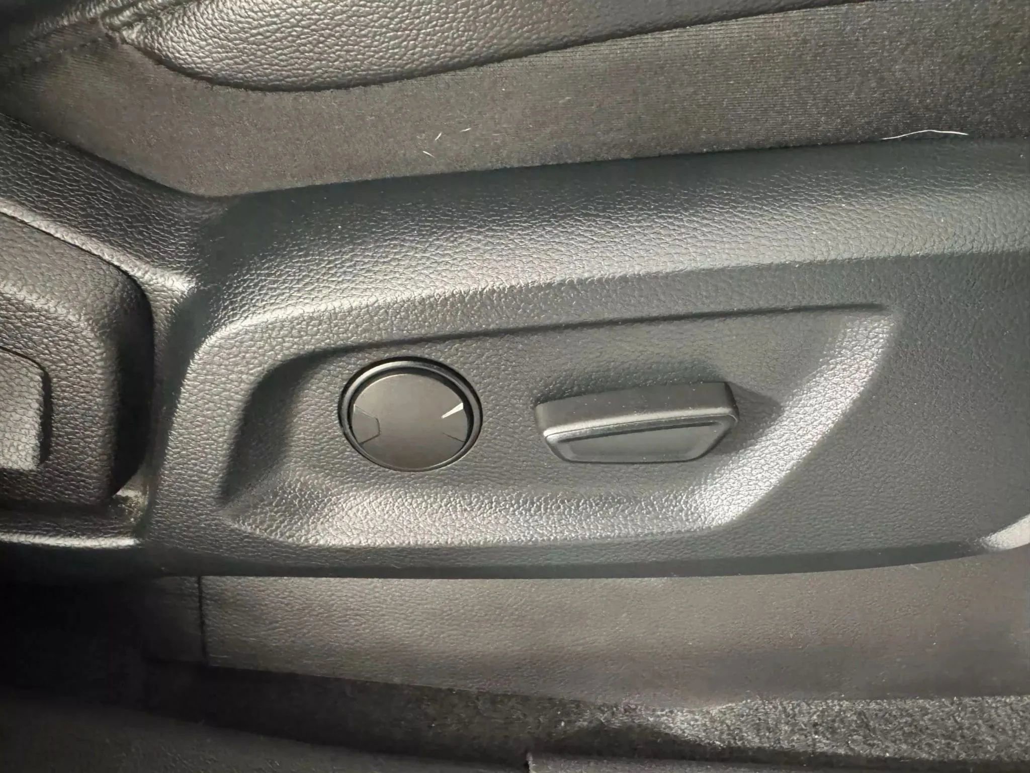 Used 2019 Ford Ranger Lariat w/ Equipment Group 501A Mid image 36