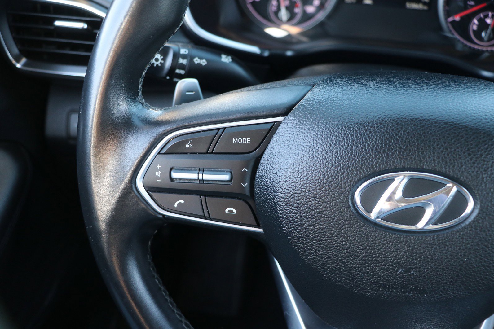 Used 2023 Hyundai Santa Fe SEL image 18