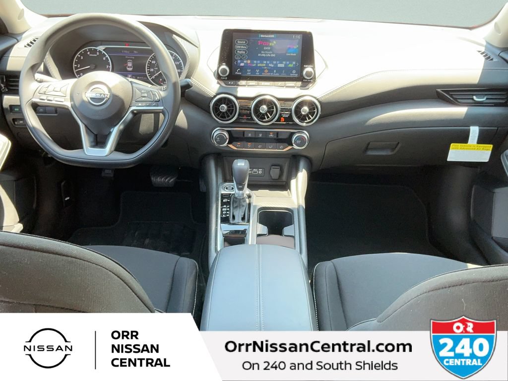 Used 2025 Nissan Sentra SV FWD image 15