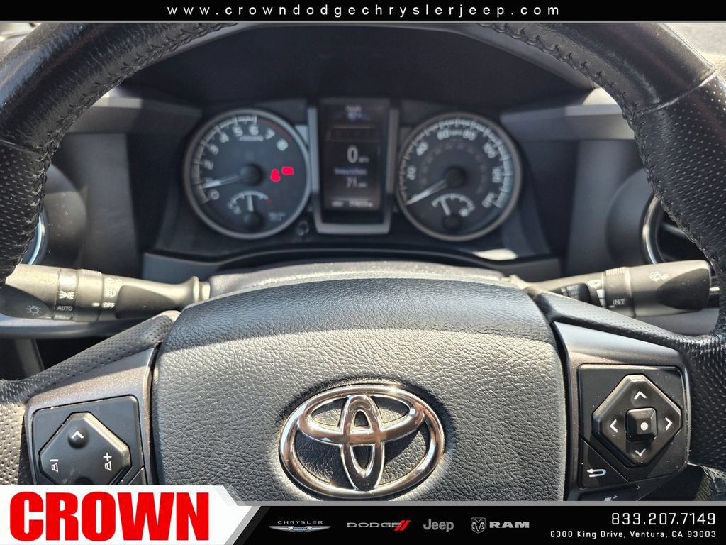 Used 2018 Toyota Tacoma TRD Sport w/ TRD Premium Sport Package AWD/4WD image 28