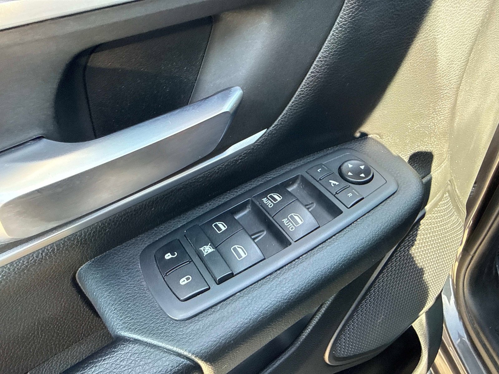 Used 2020 RAM 1500 Big Horn image 18