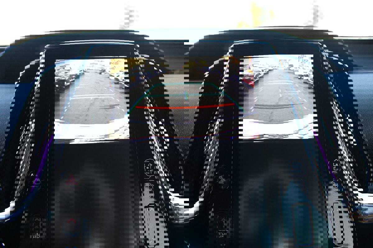 Used 2017 Toyota Prius Prime Premium image 27