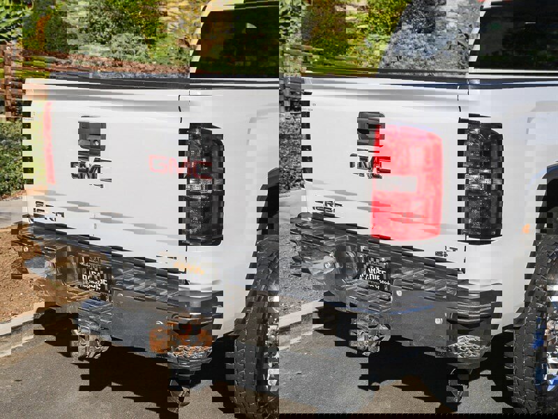 Used 2015 GMC Sierra 3500 SLT w/ Duramax Plus Package image 13