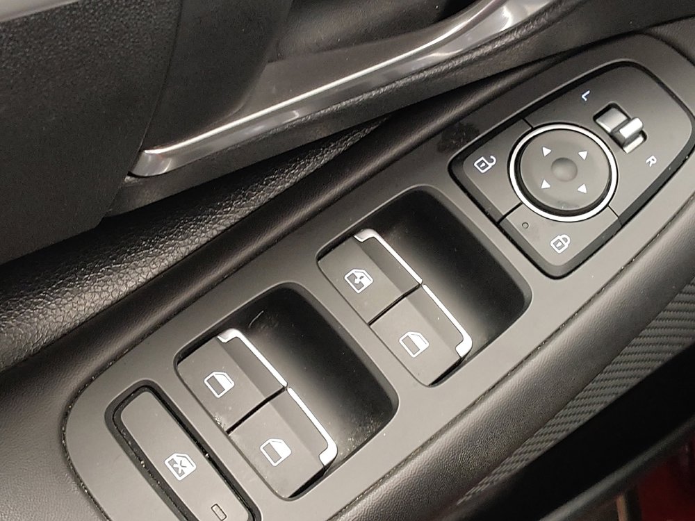 Used 2023 Hyundai Sonata SE w/ Preferred Accessory Package image 27