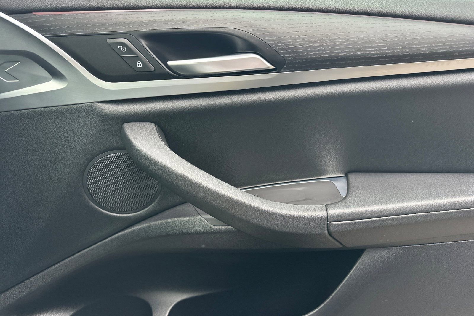 Used 2023 BMW X4 xDrive30i w/ M Sport Package image 20