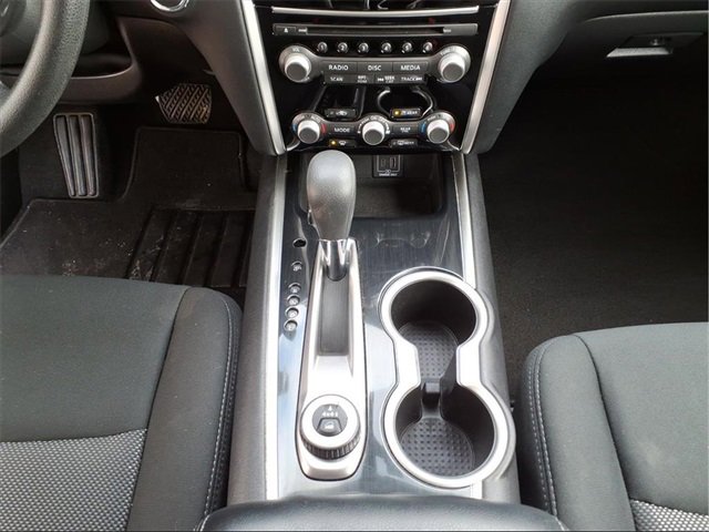 Used 2020 Nissan Pathfinder S image 22