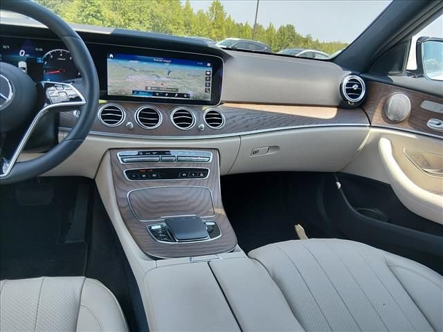 Used 2022 Mercedes-Benz E 350 Sedan image 10