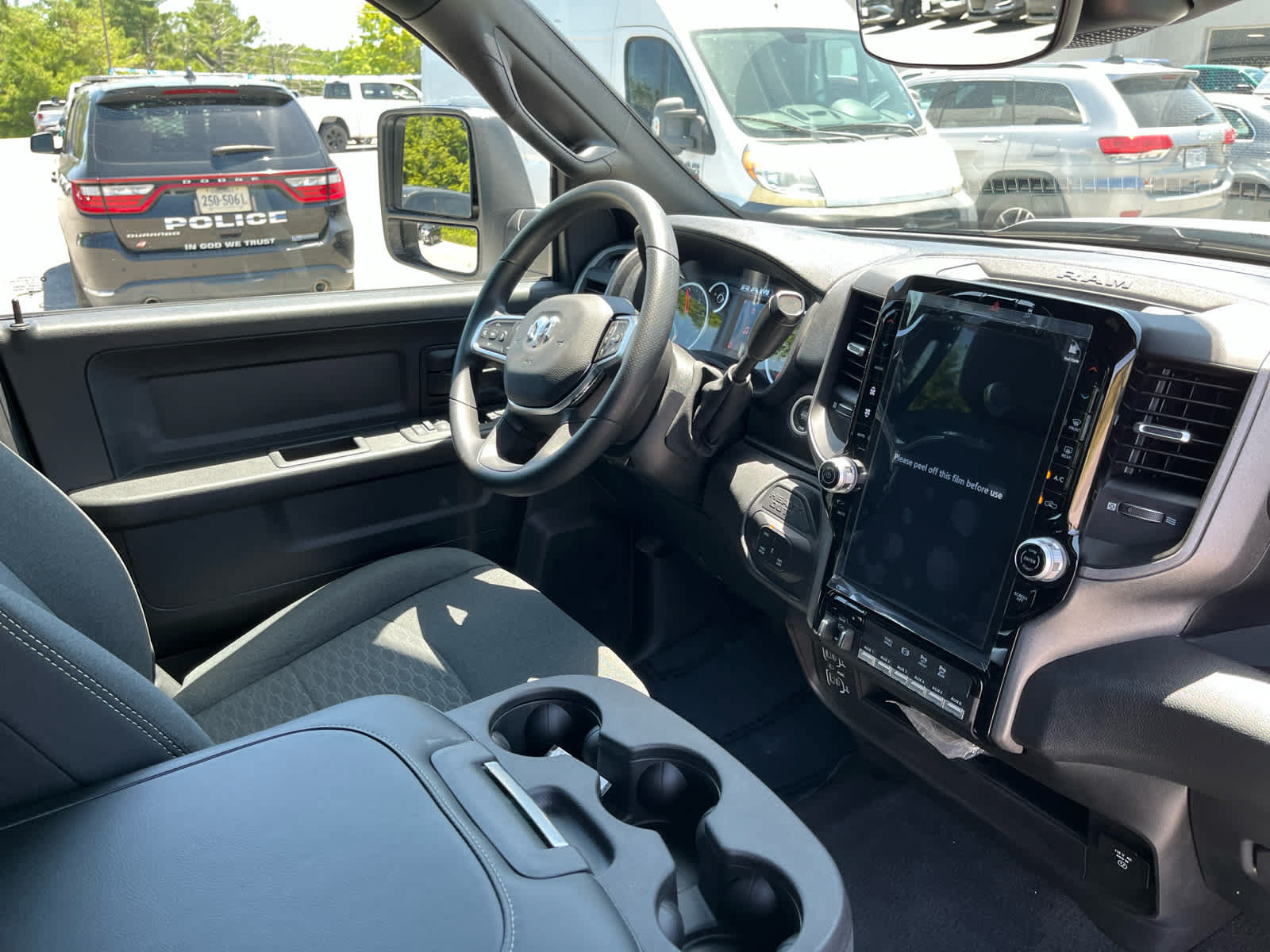 New 2026 RAM 3500 Tradesman AWD/4WD image 37