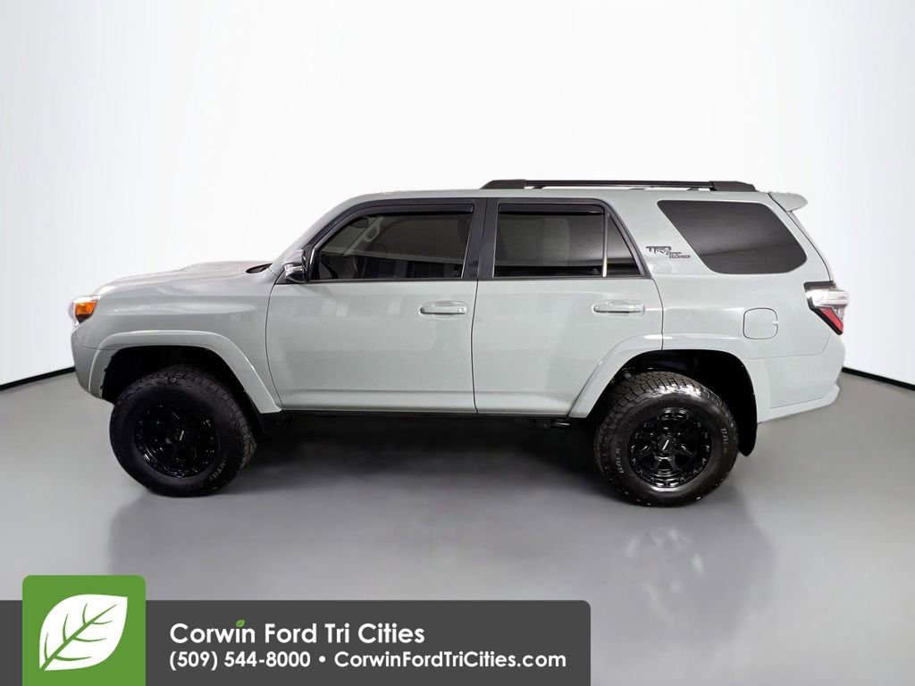 Used 2022 Toyota 4Runner TRD Off-Road Premium w/ Moonroof Package image 6