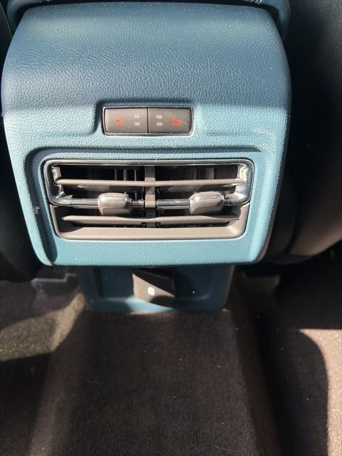 Used 2021 Lincoln Corsair Reserve FWD image 9