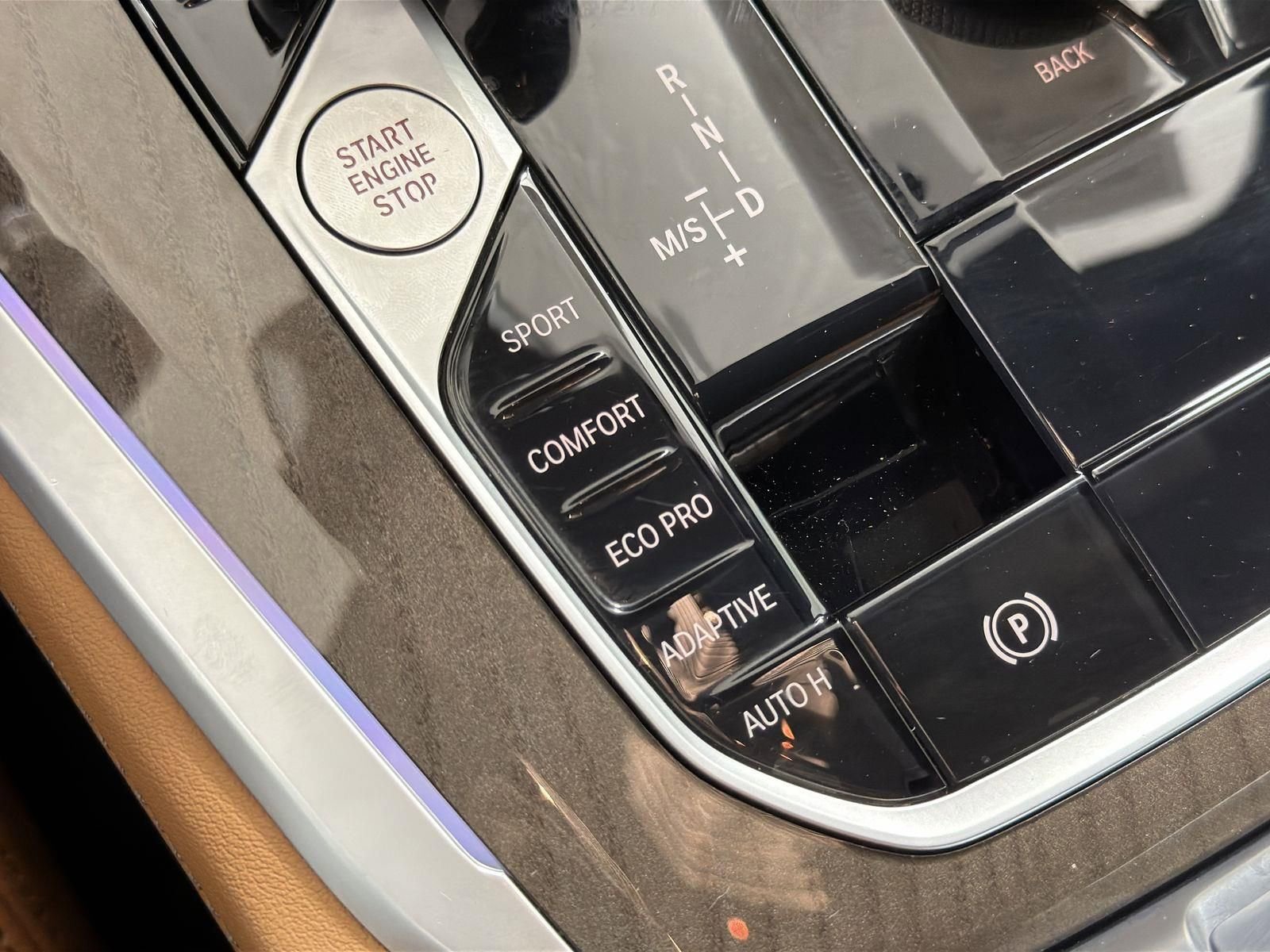 Used 2023 BMW X5 sDrive40i w/ Premium Package image 18