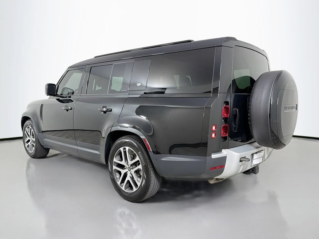 Certified 2023 Land Rover Defender 130 SE AWD/4WD image 7