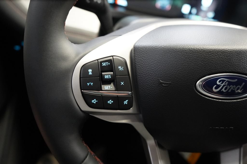 New 2026 Ford Explorer Active RWD image 34