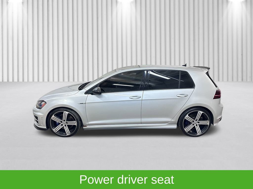 Used 2016 Volkswagen Golf 4-Door image 11