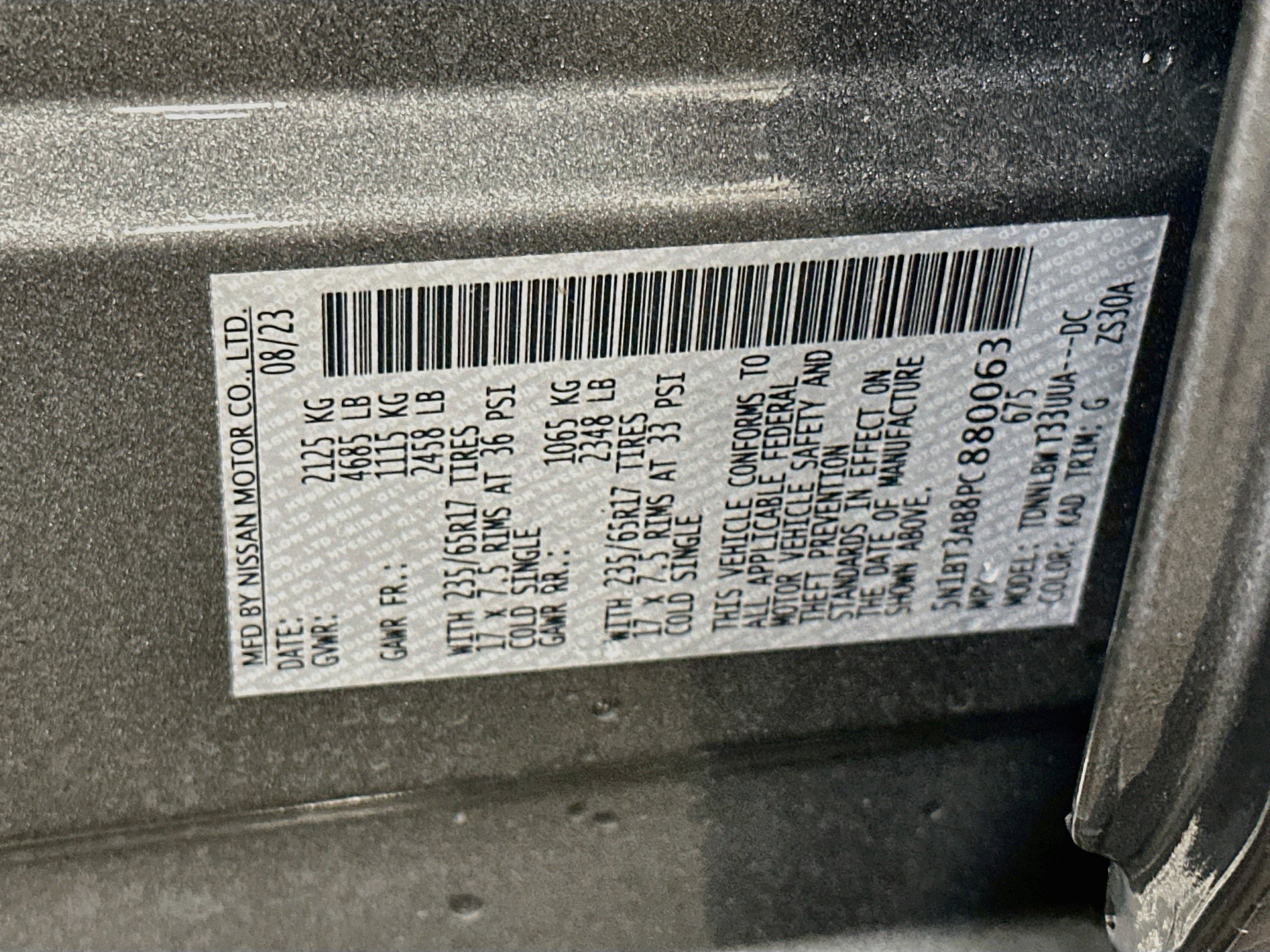 Used 2023 Nissan Rogue S AWD/4WD image 12
