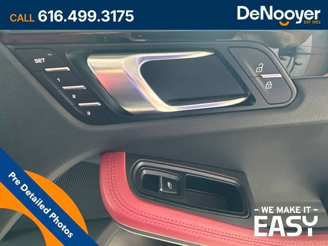 Used 2019 Porsche Macan AWD/4WD image 15