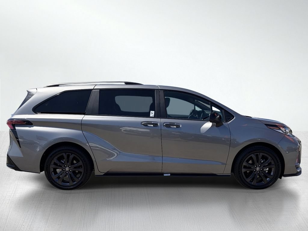 Certified 2026 Toyota Sienna XSE FWD image 10