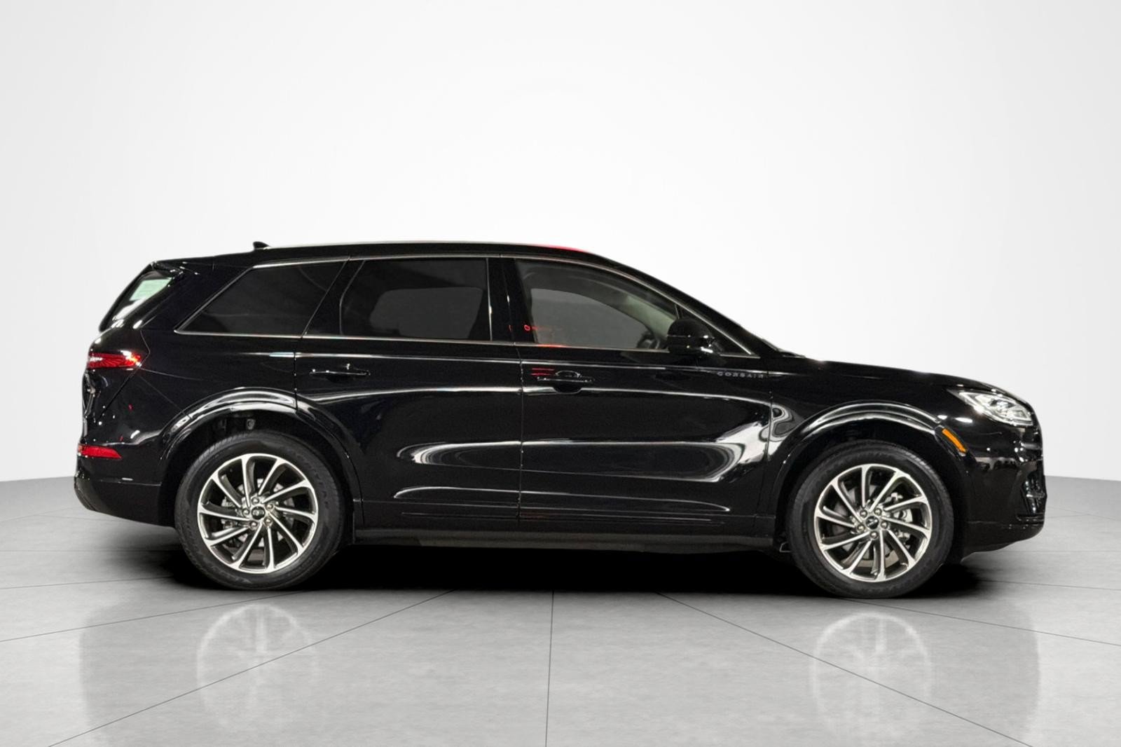 Used 2024 Lincoln Corsair Grand Touring AWD/4WD image 6