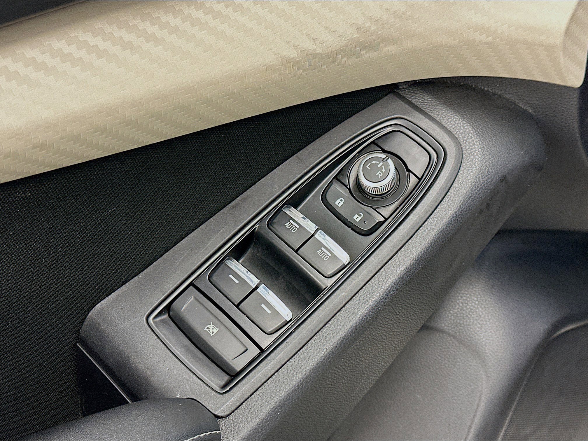 Used 2021 Subaru Ascent Premium w/ Convenience Package image 15