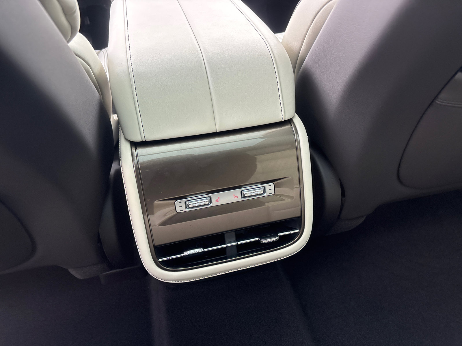 New 2026 Lincoln Nautilus Black Label image 34