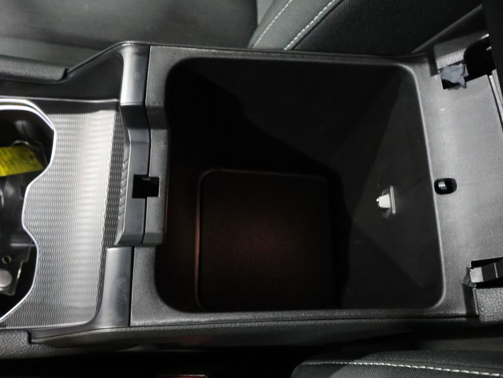 Used 2025 Jeep Grand Cherokee Laredo w/ Luxury Tech Group I image 28