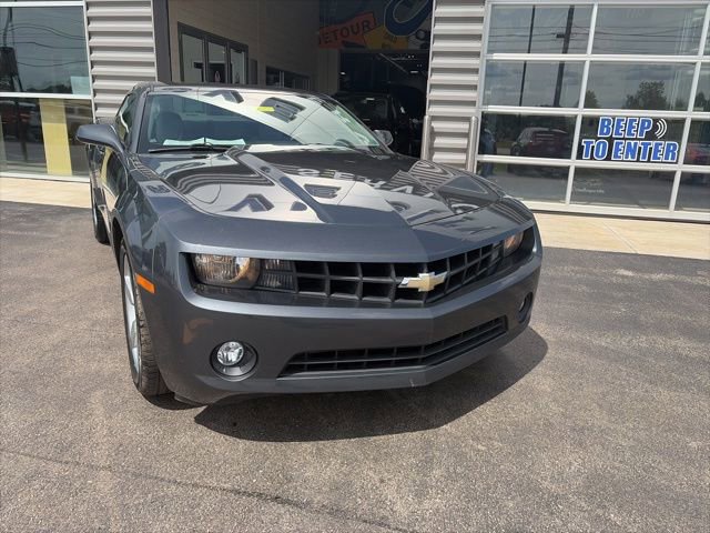 Used 2010 Chevrolet Camaro LT RWD image 5