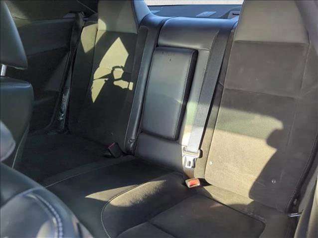 Used 2015 Dodge Challenger R/T Scat Pack w/ Leather Interior Group image 23