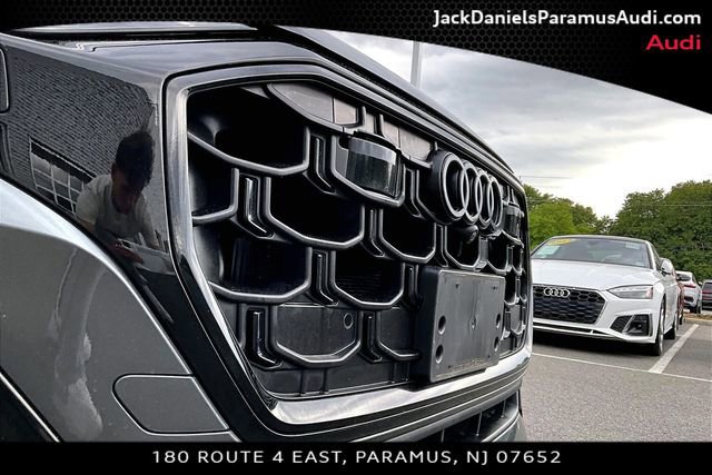 Used 2024 Audi SQ8 Prestige w/ Prestige Package AWD/4WD image 20